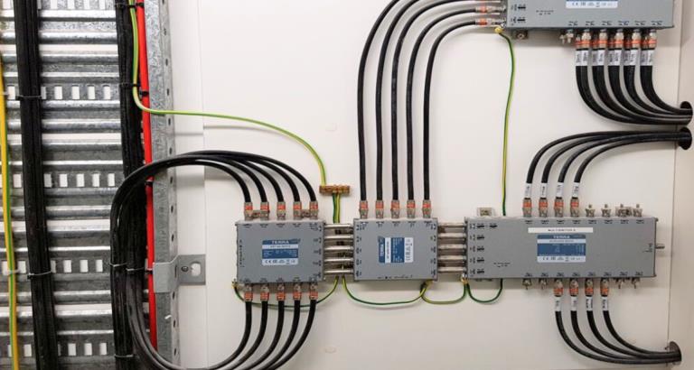 اجرای پروژه برق‌کشی استاندارد در ساختمان‌های اداری کرمان